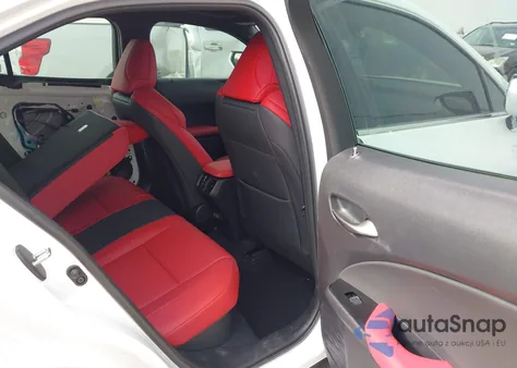 2024 Lexus Ux 250H F Sport Handling z USA, uszkodzony, nr VIN JTHR6JBH2R2191239